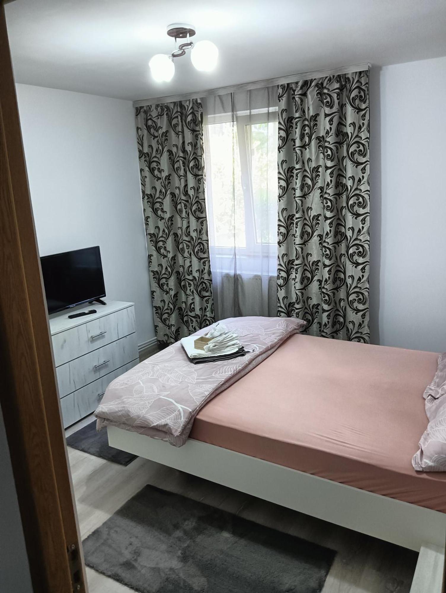 Apartament Hd2 Hunedoara Exterior photo